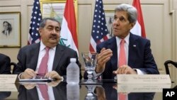 Ngoại trưởng Hoa Kỳ John Kerry và Ngoại trưởng Iraq Hoshyar Zebari trong cuộc họp tại Bộ Ngoại giao Hoa Kỳ ở thủ đô Washington, 15/8/13