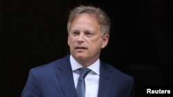 Ông Grant Shapps cho biết có khả năng cung cấp huấn luyện quân sự ở Ukraine sau cuộc thảo luận hôm thứ Sáu với các chỉ huy quân đội Anh.