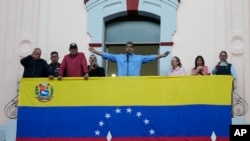 Tổng thống Venezuela Nicolás Maduro phát biểu tại Dinh Tổng thống ở Caracas, ngày 30/7/2024, bênh vực việc tái đắc cử của ông.