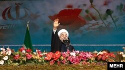 Tổng thống Iran Hassan Rouhani trong lễ kỷ niệm 35 năm cuộc cách mạng Hồi Giáo.