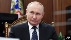 Tổng thống Nga Vladimir Putin ngày 16/9/2024 ra lệnh tăng quy mô tổng thể của lực lượng vũ trang lên 2,38 triệu người, trong đó 1,5 triệu người phải là quân nhân hiện dịch.