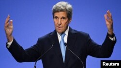 Đặc sứ Mỹ về biến đổi khí hậu John Kerry phát biểu tại hội nghị khí hậu Liên hiệp quốc ở Scotland, ngày 10/11/2021.