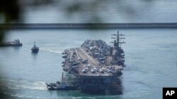 Tàu sân bay Mỹ USS Ronald Reagan đến cảng Busan, Hàn Quốc, 23/9/2022.