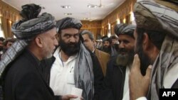 Tổng thống Hamid Karzai mô tả cuộc tấn công này là “tàn ác và ngu dốt”.