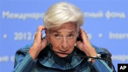 Tổng giám đốc IMF Christine Lagarde đề nghị rằng Hy Lạp có thể cần thêm hai năm nữa trước khi có thể kiểm soát được tình trạng tài chánh nước này.