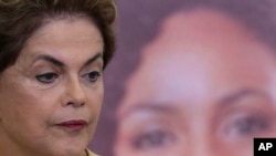 Tổng thống Rousseff bị nghi đã tìm cách cản trở một cuộc điều tra đối với công ty dầu khí Petrobras của nhà nước.