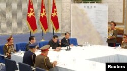 Lãnh đạo Triều Tiên Kim Jong Un chủ tọa cuộc họp mở rộng kéo dài ba ngày của Hội nghị Quân ủy Trung ương lần thứ 8.