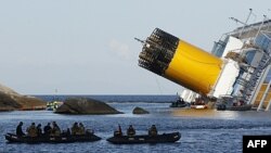 Tàu du lịch Costa Concordia bị nạn ngoài khơi đảo Giglio, Italia