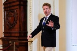 Thượng nghị sĩ Cộng hòa Rand Paul của Kentucky là người đầu tiên trong Thượng viện Hoa Kỳ dương tính với virus corona.