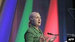 Ngoại trưởng Hoa Kỳ Hillary Clinton đọc diễn văn tại hội nghị ở Hà Lan về thăng tiến quyền tự do xử dụng Internet