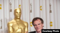 Tarantino đoạt giải Oscar về truyện phim Django Unchained.