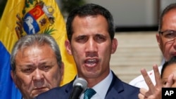 Lãnh đạo đối lập Juan Guaido, người tự xưng là Tổng thống lâm thời Venezuela. 