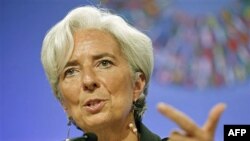 Tổng giám đốc IMF Christine Lagarde nói Nga cần phải giảm bớt sự lệ thuộc vào lợi tức dầu hỏa và đa dạng hóa nền kinh tế để giữ ổn định