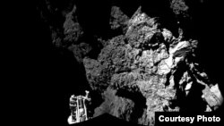 Phi thuyền thám hiểm Philae đáp an toàn trên bề mặt của sao Chổi 67P / Churyumov-Gerasimenko, ngày 13/11/2014.