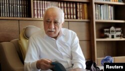 Giáo sĩ Fethullah Gulen bị cáo buộc đã lãnh đạo cuộc đảo chính bất thành hồi tháng 7.