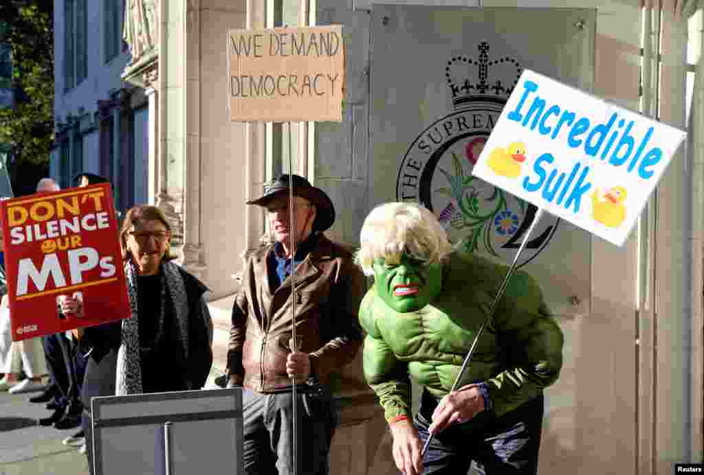 People protest outside the Supreme Court of the United Kingdom against Prime Minister Boris Johnson&#39;s decision to prorogue parliament, in London.