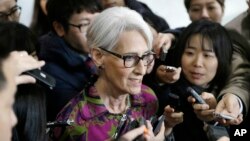 Thứ trưởng Ngoại giao Mỹ Wendy Sherman.