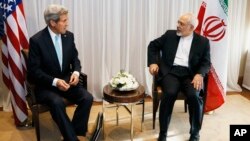 Ngoại trưởng Mỹ John Kerry và Ngoại trưởng Iran Javad Zarif tại Geneva, ngày 14/1/2015.