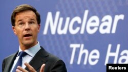 Thủ tướng Hà Lan Mark Rutte mở cuộc họp báo trước hội nghị thượng đỉnh về vấn đề an toàn hạt nhân ở La Haye, 23/3/14