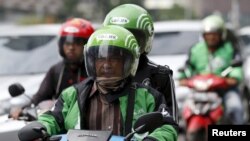 Tài xế xe ôm Go-Jek ở thủ đô Jakarta của Indonesia.