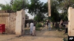 Lối vào nhà tù tại Dera Ismail Khan, Pakistan.