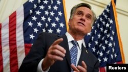 Thượng nghị sĩ Hoa Kỳ Mitt Romney là tiếng nói chỉ trích hiếm hoi trong chính giới Cộng hòa khi phản ứng về những phát ngôn và hành động gây tranh cãi của Tổng thống Donald Trump.