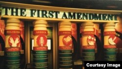 Thành phố Chicago trước đây có McCormick Freedom Museum là nơi trưng bày những sự kiện và tài liệu về Tu chính án Số 1. (Ảnh: Bùi Văn Phú)