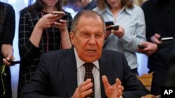 Ngoại trưởng Nga Sergei Lavrov phát biểu trong một cuộc hội kiến với trưởng An ninh Quốc gia của Hàn Quốc tại bộ ngoại giao ở Moscow, ngày 13 tháng 3, 2018.