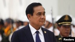 Thủ tướng Prayuth Chan-ocha hứa sẽ có những thay đổi quan trọng làm tốt hơn trong năm 2015, nhưng cảnh báo rằng cải cách và lộ đồ hướng tới dân chủ sẽ phải cần đến thời giờ.