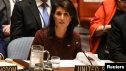 Đại sứ Mỹ tại Liên hiệp quốc Nikki Haley tại một cuộc họp của Hội đồng Bảo an LHQ.