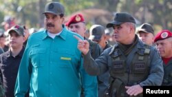 Ông Maduro trong một cuộc diễn tập quân sự hôm 27/1.