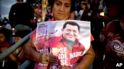 Người ủng hộ cầu nguyện cho Tổng thống Hugo Chavez tại Caracas, Venezuela, 22/2/2013