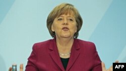 Thủ tướng Ðức Angela Merkel mở cuộc họp báo về vấn đề đóng cửa một số lò phản ứng hạt nhân ở Ðức