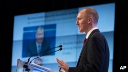 Carter Page, cựu cố vấn của ông Trump, trong cuộc họp báo tại RIA Novosti, Moscow, 12/12/2016 