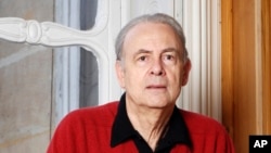 Nhà văn Pháp Patrick Modiano.