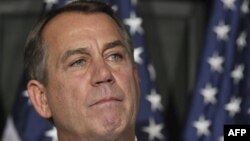 Cuộc biểu quyết dự luật do Chủ tịch Hạ viện John Boehner đề xuất dự trù diễn ra hôm thứ Năm nhưng đã được hoãn lại