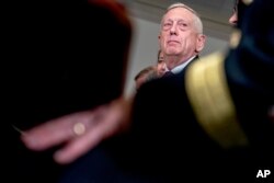 Bộ trưởng Quốc phòng Mỹ Jim Mattis là một trong số những người ít ỏi trong chính quyền Trump hiện thời ủng hộ sử dụng ngoại giao thay cho vũ lực.