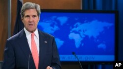 Ngoại trưởng John Kerry phát biểu tại Bộ Ngoại giao ở Washington, 26 tháng 8, 2013.