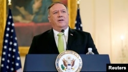 Ngoại trưởng Mike Pompeo loan báo Mỹ tái áp đặt chế tài lên Iran tại Bộ Ngoại giao ngày 21/9/2020. 