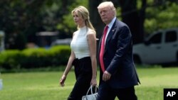 Tổng thống Donald Trump và con gái Ivanka Trump