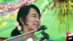 Đảng của bà Aung San Suu Kyi giành thắng lợi lớn trong cuộc bầu cử quốc hội