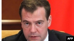 Tổng thống Nga Dmitry Medvedev nói một tình trạng ổn định có thể chỉ ngụy trang cho khả năng trì trệ