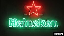 Logo của Heineken. Hãng bia Hà Lan vừa thông báo tạm dừng hoạt động của một trong những nhà máy bia tại Việt Nam từ ngày 12/6/2024.