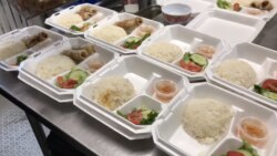 Những phần ăn được chuẩn bị tại nhà hàng Pho Luca's ở thành phố Richmond, bang Virginia.