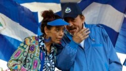 Foto Achiv: Prezidan Nikaragua Daniel Ortega ak madanm ni, ki se an menm tan Vis Prezidan an Rosario Murillo nan Managua, 5 Sept. 2018.