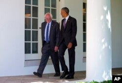 Tổng thống Obama gặp Thượng nghị sĩ Bernie Sanders tại Tòa Bạch Ốc ngày 9/6/2016.