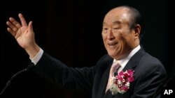 Mục sư Sun Myung Moon, người sáng lập Giáo hội Thống Nhất