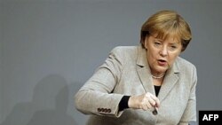 Thủ tướng Đức Angela Merkel phát biểu tại quốc hội ở Berlin, Đức, 14/12/2011