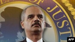 Bộ trưởng Tư pháp Eric Holder nói các cá nhân này đã cung cấp tiền bạc, thành viên hay dịch vụ cho tổ chức có liên hệ với al-Qaida