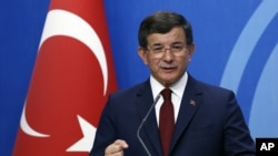 Thủ tướng Thổ Nhĩ Kỳ Ahmet Davutoglu phát biểu tại Ankara, ngày 5/5/2016.